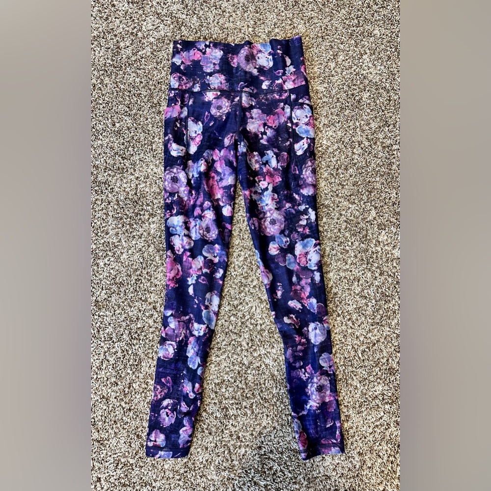 Athleta leggings in a size sz